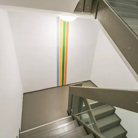 Apartman Stylish & Comfy Private At City Center Shared Bathroom, Kitchen, Diningroom Mannheim